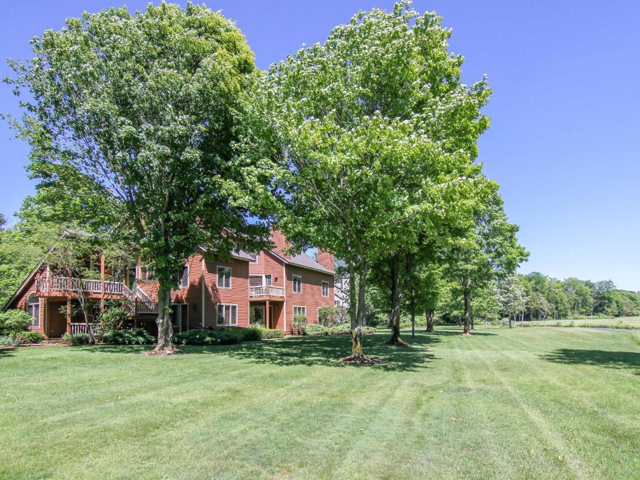Spacious 2 Bed Condo At Crystal Mountain Resort Thompsonville Bagian luar foto